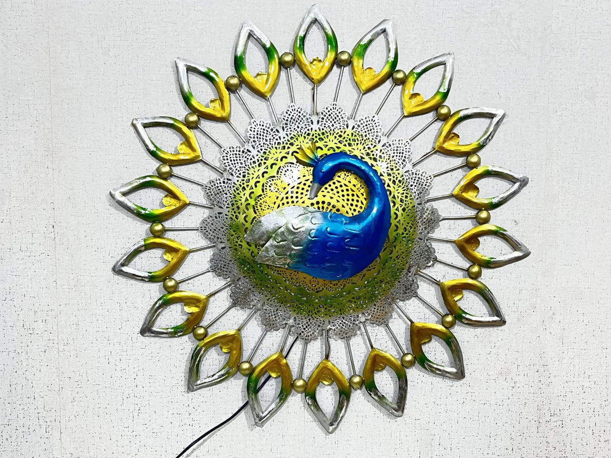 Handcrafted Metal Peacock Wall Art with LED Lights – Elegant Round Decorative Wall Hanging